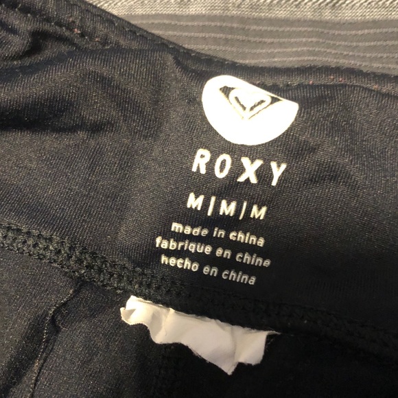 Roxy Capri - Picture 8 of 8